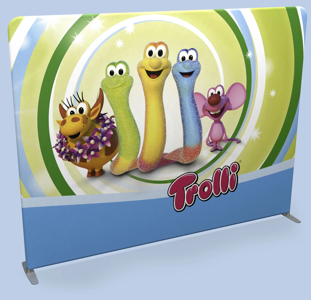 Bunte Figuren auf Trolli-Poster