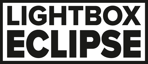 Logo mit dem Text 'LIGHTBOX ECLIPSE' in einem Rahmen.
